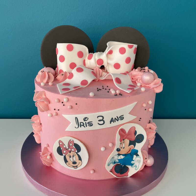 Layer cake, crème et image comestible - Minnie